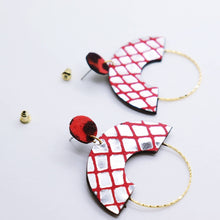 Charger l&#39;image dans la galerie, Boucles d&#39;oreilles •GRACIEUSES• quadrillées