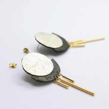 Charger l&#39;image dans la galerie, Boucles d&#39;oreilles •RÄ• dorées