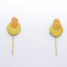 Charger l&#39;image dans la galerie, Boucles d&#39;oreilles •SARA• jaunes