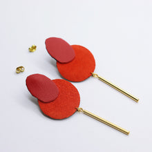 Charger l&#39;image dans la galerie, Boucles d&#39;oreilles •SARA• rouges