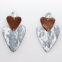 Charger l&#39;image dans la galerie, Boucles d&#39;oreilles •BELLÄ• Marbrées