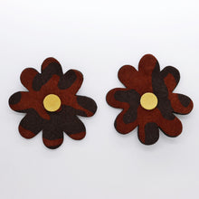 Charger l&#39;image dans la galerie, Boucles d&#39;oreilles •DOUA• tachetées