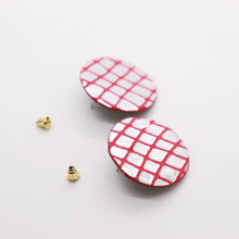 Charger l&#39;image dans la galerie, Boucles d&#39;oreilles •MINI-SUNI• à carreaux