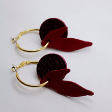 Charger l'image dans la galerie, Boucles d'oreilles en cuir •ROSALIA• à écailles