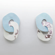 Charger l'image dans la galerie, Boucles d'oreilles en cuir •DAGDA• bleues