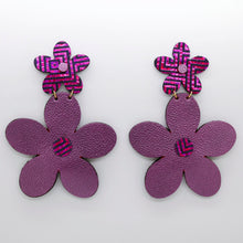 Charger l&#39;image dans la galerie, Boucles d&#39;oreilles •FLORBA• violettes