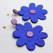 Charger l&#39;image dans la galerie, Boucles d&#39;oreilles •SAINTA• bleues