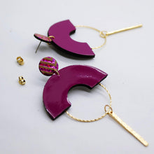 Charger l&#39;image dans la galerie, Boucles d&#39;oreilles •GRACIEUSES• violines