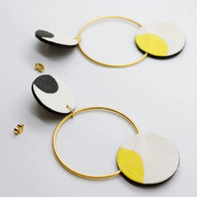Charger l&#39;image dans la galerie, Boucles d&#39;oreilles •RONA• tachetées