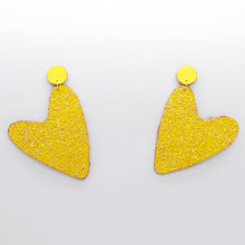 Charger l'image dans la galerie, Boucles d'oreilles •AMÕR• à paillettes