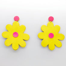 Charger l'image dans la galerie, Boucles d'oreilles •SAINTA• jaunes