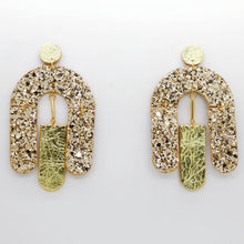 Charger l'image dans la galerie, Boucles d'oreilles •SOCA• à paillettes