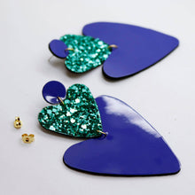 Charger l'image dans la galerie, Boucles d'oreilles •BELLÄ• à paillettes