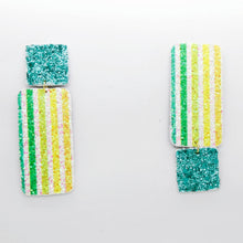 Charger l'image dans la galerie, Boucles d'oreilles •GYNE• à paillettes