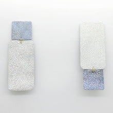 Charger l'image dans la galerie, Boucles d'oreilles en cuir •GYNE• pailletées