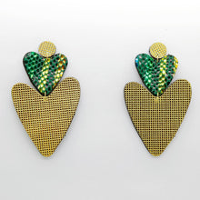 Charger l'image dans la galerie, Boucles d'oreilles en cuir •BELLÄ• à motifs