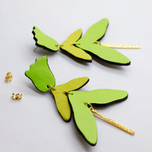 Charger l&#39;image dans la galerie, Boucles d&#39;oreilles en cuir •FULIA• vertes
