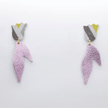 Charger l'image dans la galerie, Boucles d'oreilles en cuir •BIBA• à motifs