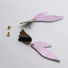 Charger l'image dans la galerie, Boucles d'oreilles en cuir •BIBA• à motifs