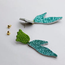 Charger l'image dans la galerie, Boucles d'oreilles en cuir •BIBA• à paillettes