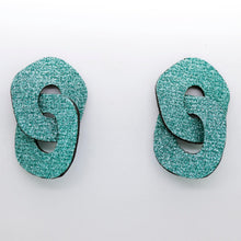 Charger l&#39;image dans la galerie, Boucles d&#39;oreilles en cuir •DAGDA• à paillettes