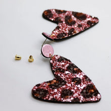 Charger l'image dans la galerie, Boucles d'oreilles en cuir •AMÕR• à paillettes