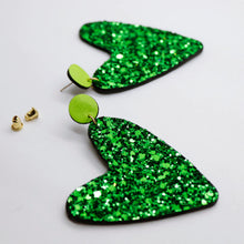 Charger l'image dans la galerie, Boucles d'oreilles en cuir •AMÕR• à paillettes
