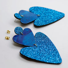 Charger l'image dans la galerie, Boucles d'oreilles en cuir •BELLÄ• à paillettes