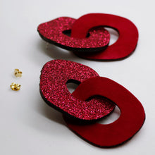 Charger l&#39;image dans la galerie, Boucles d&#39;oreilles en cuir •DAGDA• à paillettes