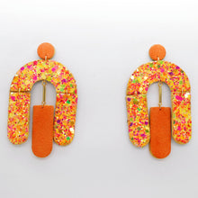 Charger l'image dans la galerie, Boucles d'oreilles en cuir •SOCA• à paillettes