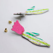 Charger l'image dans la galerie, Boucles d'oreilles en cuir •BIBA• à paillettes