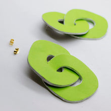 Charger l'image dans la galerie, Boucles d'oreilles en cuir •DAGDA• fluos