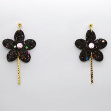 Charger l'image dans la galerie, Boucles d'oreilles en cuir •MILA• à paillettes