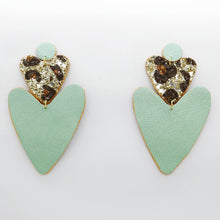 Charger l'image dans la galerie, Boucles d'oreilles en cuir •BELLÄ• à paillettes