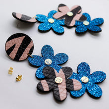 Charger l'image dans la galerie, Boucles d'oreilles en cuir •NENETTE• à paillettes