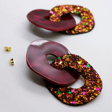 Charger l'image dans la galerie, Boucles d'oreilles en cuir •DAGDA• à paillettes