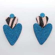 Charger l'image dans la galerie, Boucles d'oreilles en cuir •BELLÄ• à paillettes