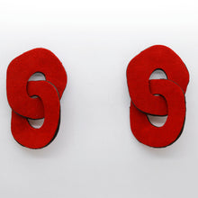 Charger l'image dans la galerie, Boucles d'oreilles en cuir •DAGDA• rouges