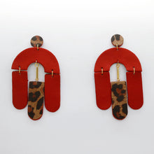 Charger l'image dans la galerie, Boucles d'oreilles en cuir •SOCA• léopard