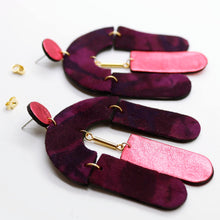 Charger l'image dans la galerie, Boucles d'oreilles en cuir •SOCA• violettes