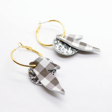 Charger l'image dans la galerie, Boucles d'oreilles en cuir •ROSALIA• argentées