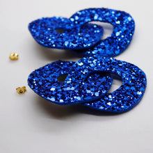 Charger l'image dans la galerie, Boucles d'oreilles en cuir •DAGDA• à paillettes