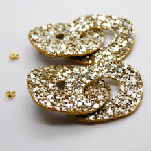 Charger l'image dans la galerie, Boucles d'oreilles en cuir •DAGDA• à paillettes