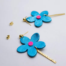 Charger l'image dans la galerie, Boucles d'oreilles en cuir •MILA• bleues