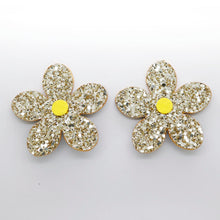 Charger l'image dans la galerie, Boucles d'oreilles en cuir •RITA• à paillettes