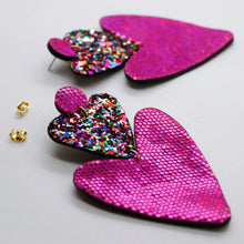 Charger l'image dans la galerie, Boucles d'oreilles en cuir •BELLÄ• à paillettes