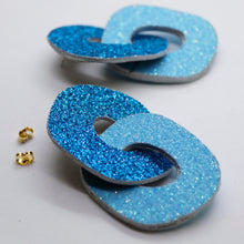 Charger l'image dans la galerie, Boucles d'oreilles en cuir •DAGDA• à paillettes