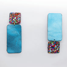 Charger l'image dans la galerie, Boucles d'oreilles en cuir •GYNE• à paillettes