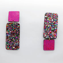 Charger l'image dans la galerie, Boucles d'oreilles en cuir •GYNE• à paillettes