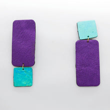 Charger l'image dans la galerie, Boucles d'oreilles en cuir •GYNE• violettes